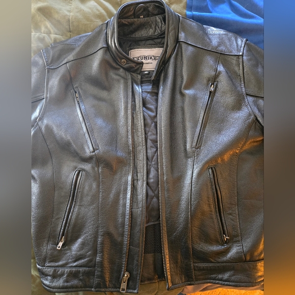 Unik Black Leather Jacket for Men Large 46